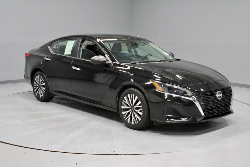 Certified 2024 Nissan Altima 2.5 SV