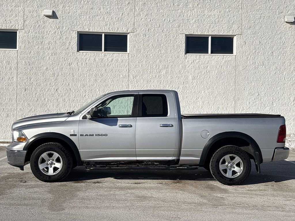 Used 2011 RAM 1500 Classic SLT w/ Remote Start & Security Group image 10