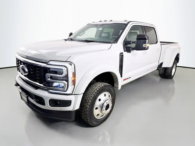 New 2026 Ford F450 Platinum w/ FX4 Off-Road Package image 3