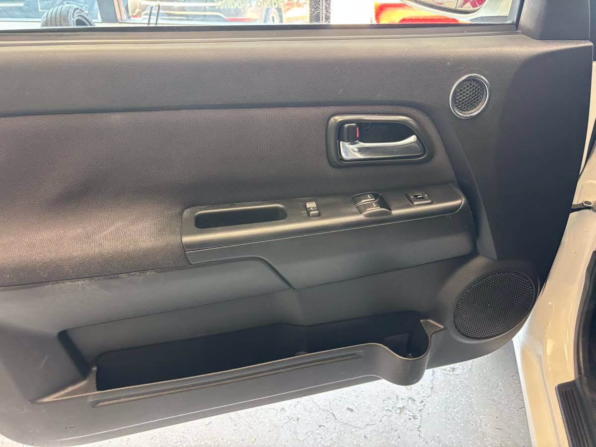 Used 2012 Chevrolet Colorado W/T w/ Power Convenience Package RWD image 18