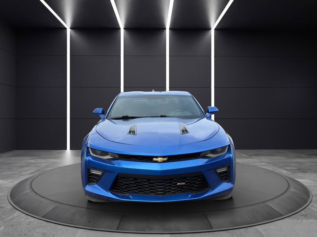 Used 2017 Chevrolet Camaro SS image 2