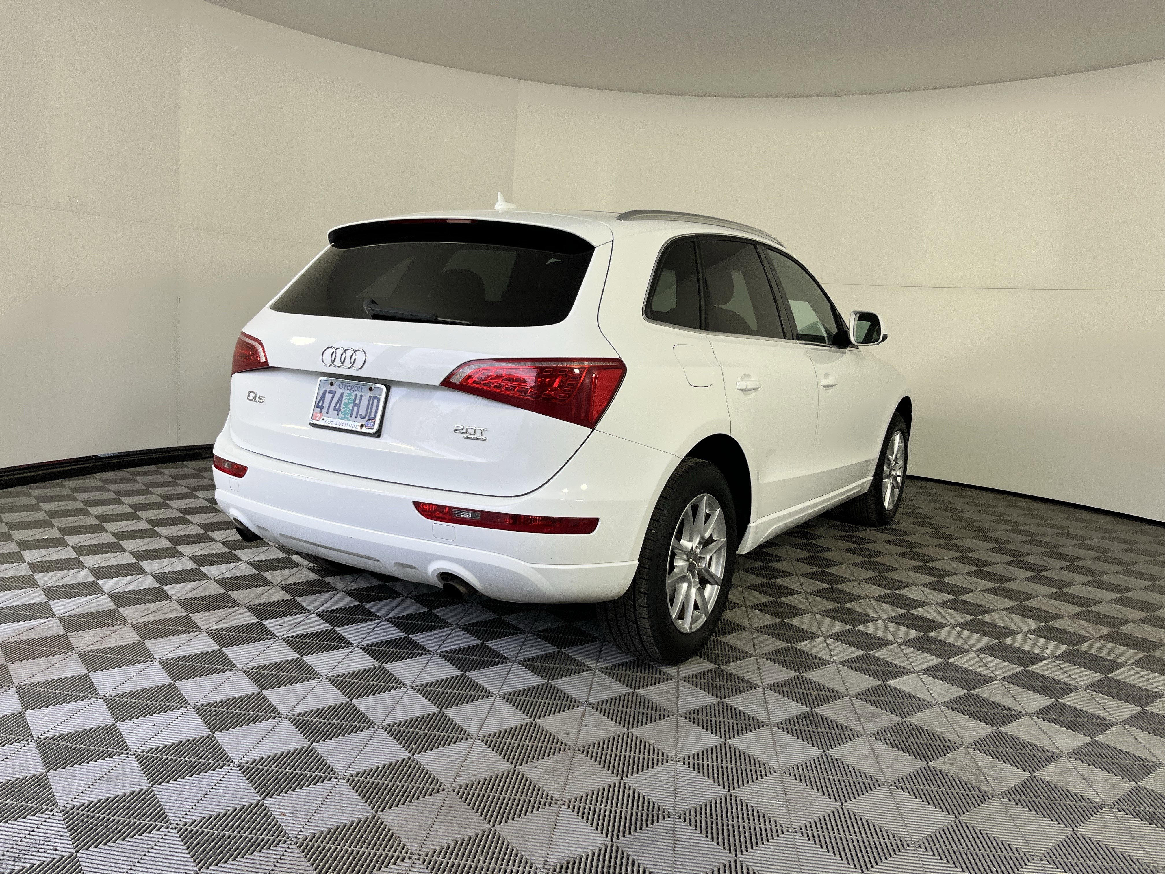 Used 2011 Audi Q5 2.0T Premium Plus AWD/4WD image 5