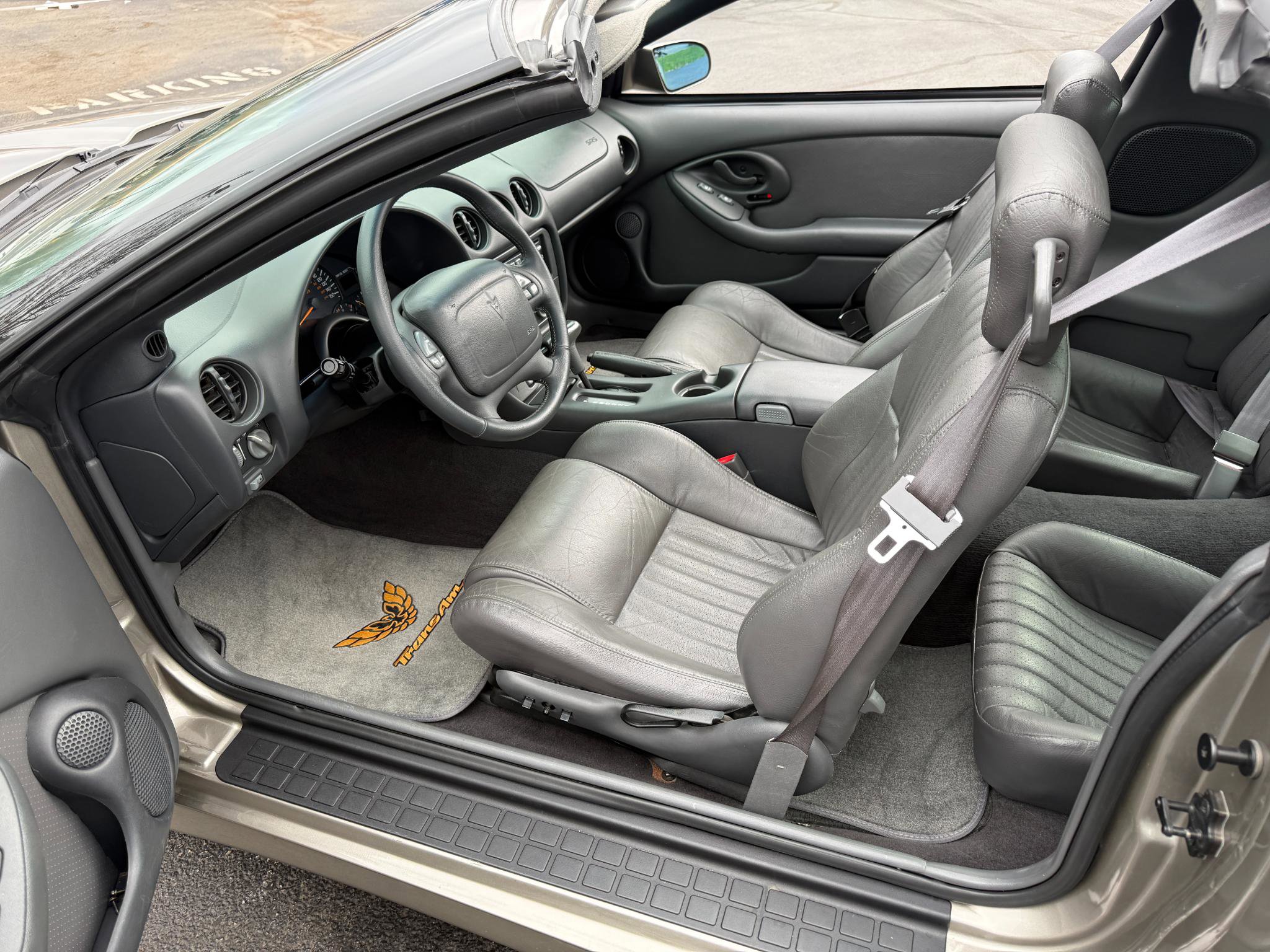 Used 1999 Pontiac Firebird Formula image 22