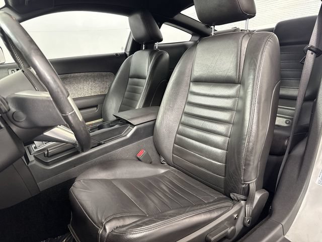 Used 2005 Ford Mustang GT RWD image 17