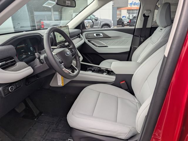 New 2026 Ford Explorer Platinum w/ LUX Leather Package image 13