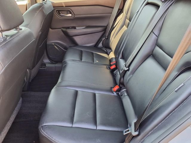 Used 2023 Nissan Rogue SL image 16