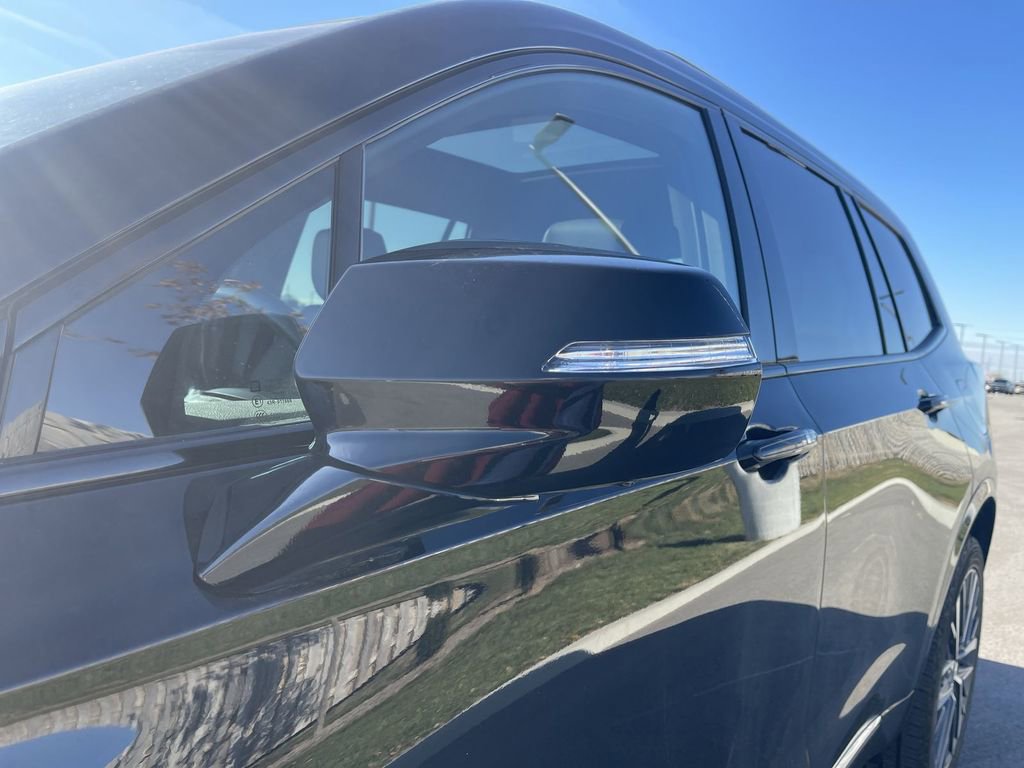 Certified 2024 Cadillac XT6 Sport w/ Technology Package image 3