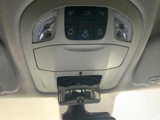 Used 2023 Chrysler Pacifica Touring-L AWD/4WD image 43