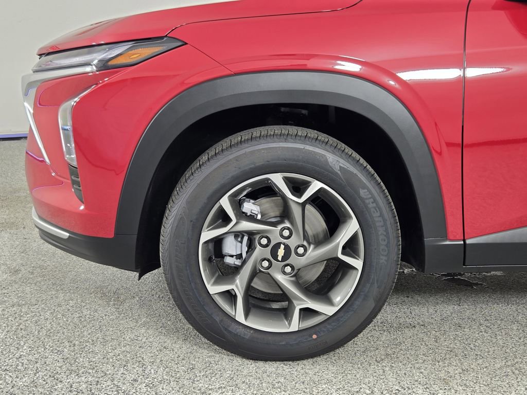 New 2026 Chevrolet Trax LT w/ Driver Confidence Package FWD image 8