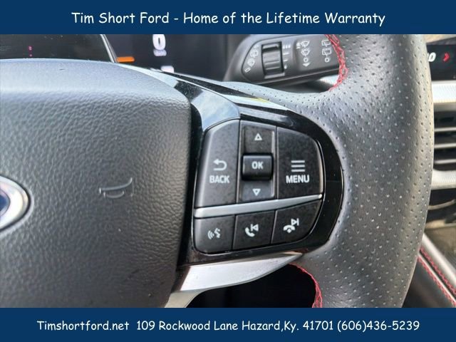 Used 2025 Ford Explorer ST-Line w/ ST-Line Street Pack AWD/4WD image 16