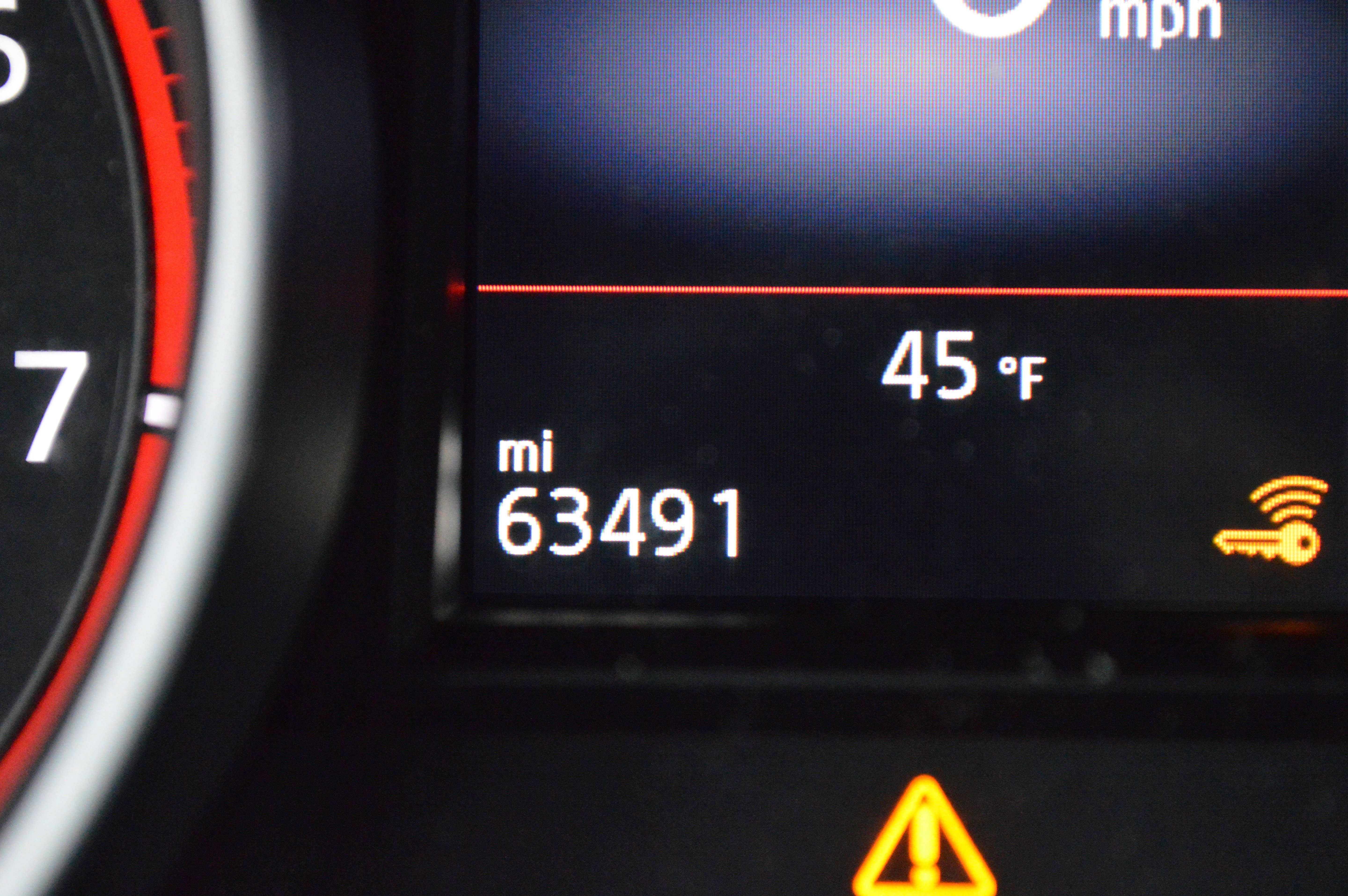 Used 2018 Volkswagen GTI SE image 17