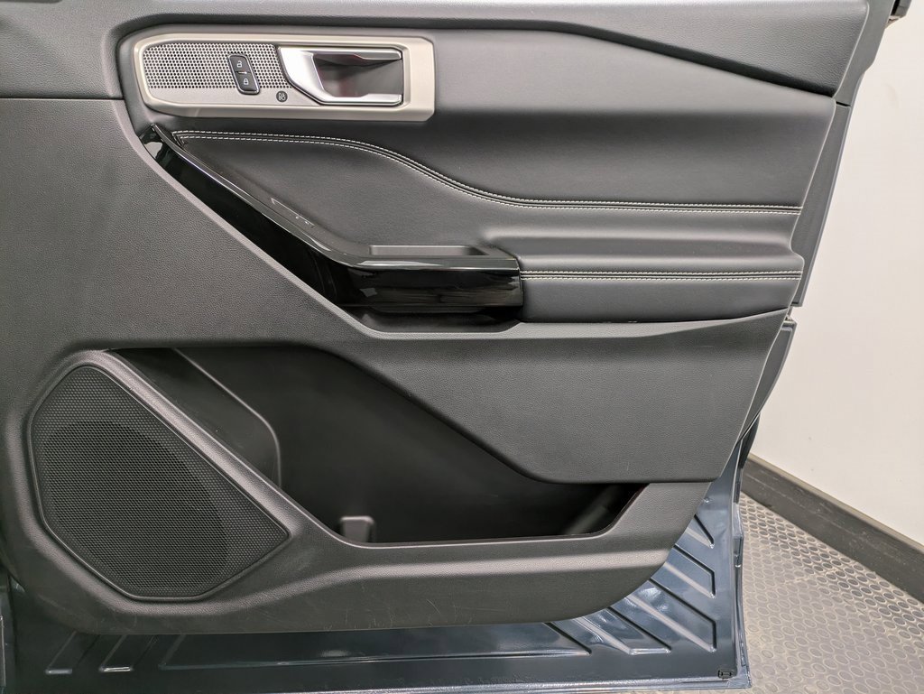 Certified 2022 Ford Explorer ST w/ Equipment Group 401A image 27