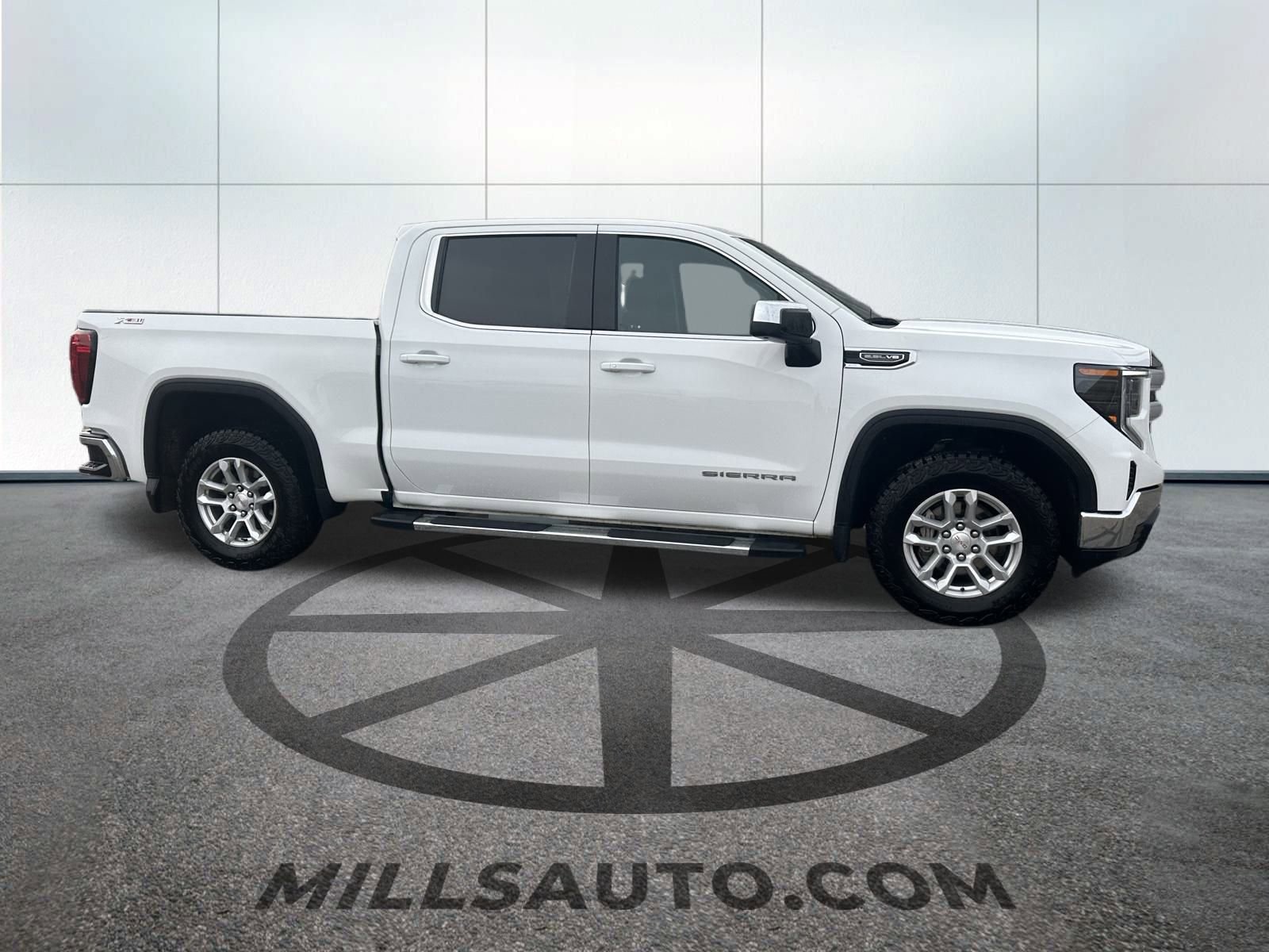 Used 2023 GMC Sierra 1500 SLE image 6