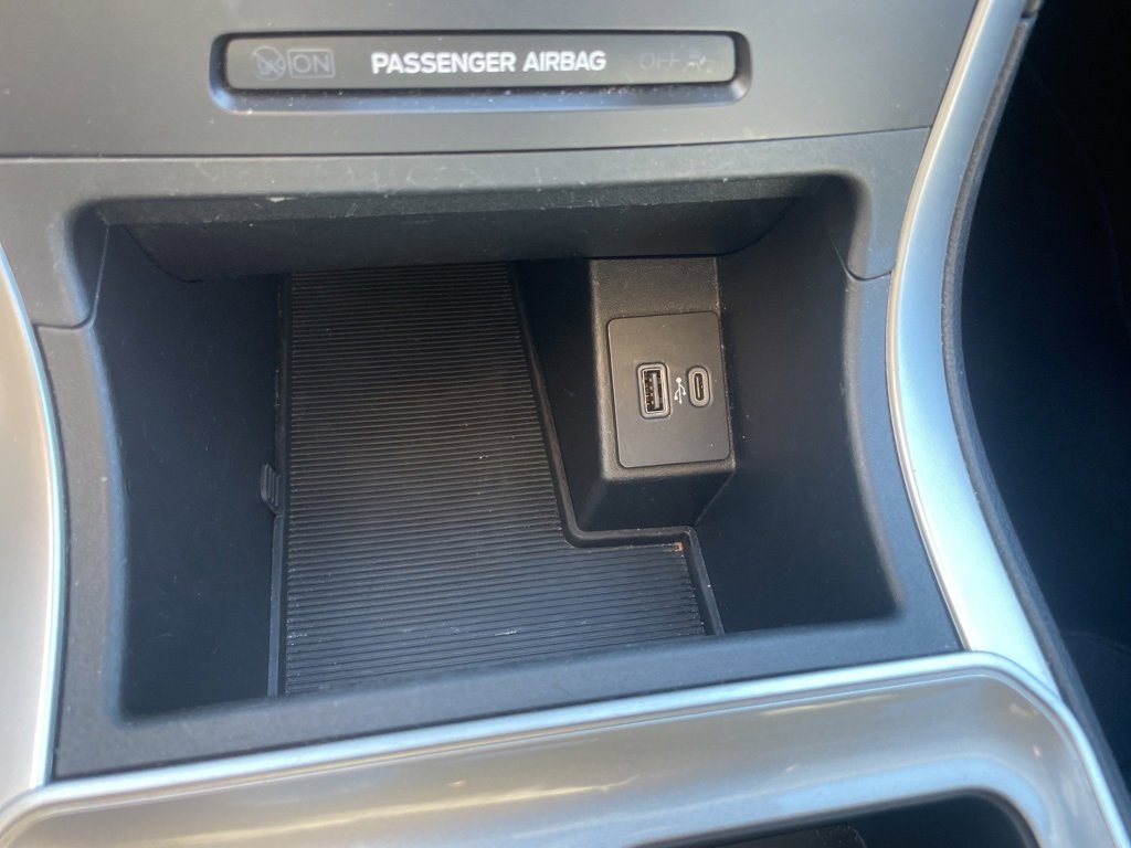 Used 2024 Ford Edge SEL image 21