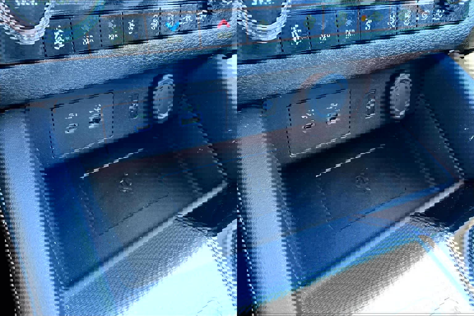 Used 2023 Mitsubishi Outlander SEL image 62