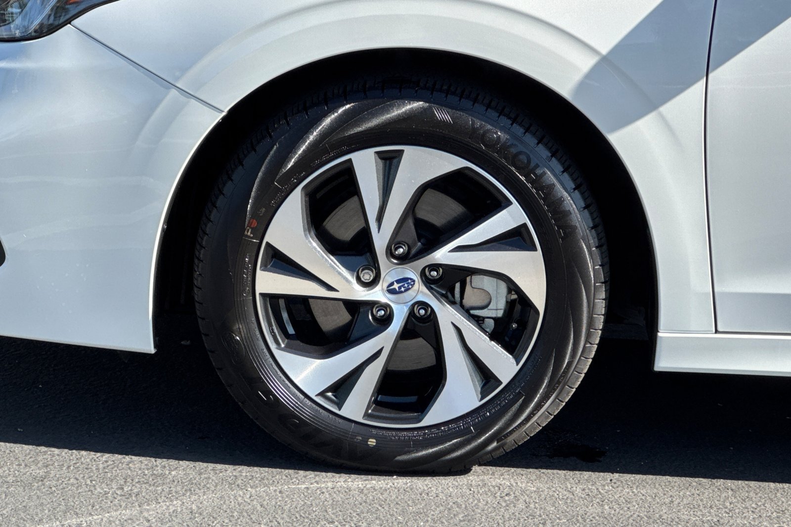 Certified 2025 Subaru Legacy Premium AWD/4WD image 25