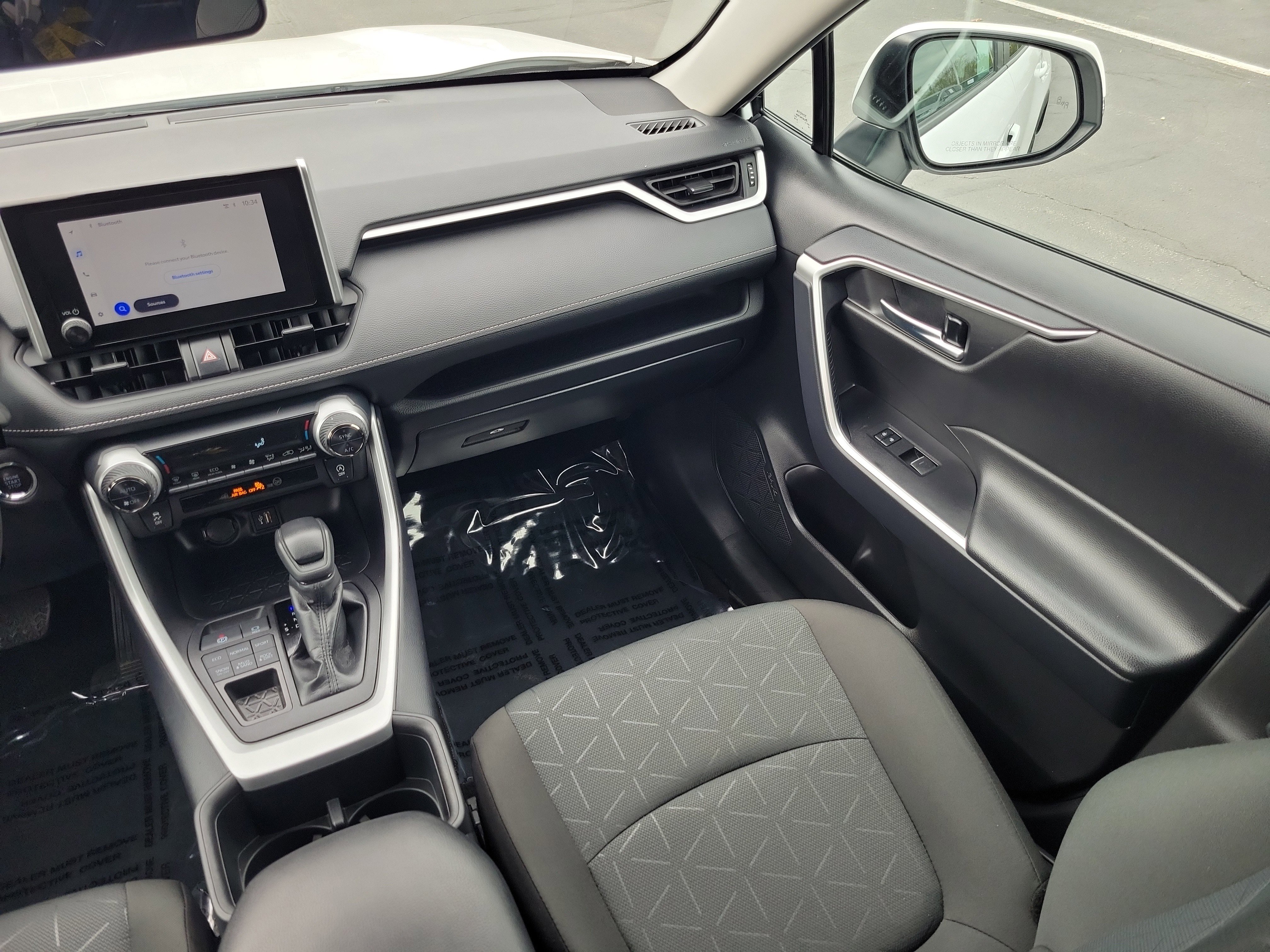 Certified 2025 Toyota RAV4 XLE AWD/4WD image 15