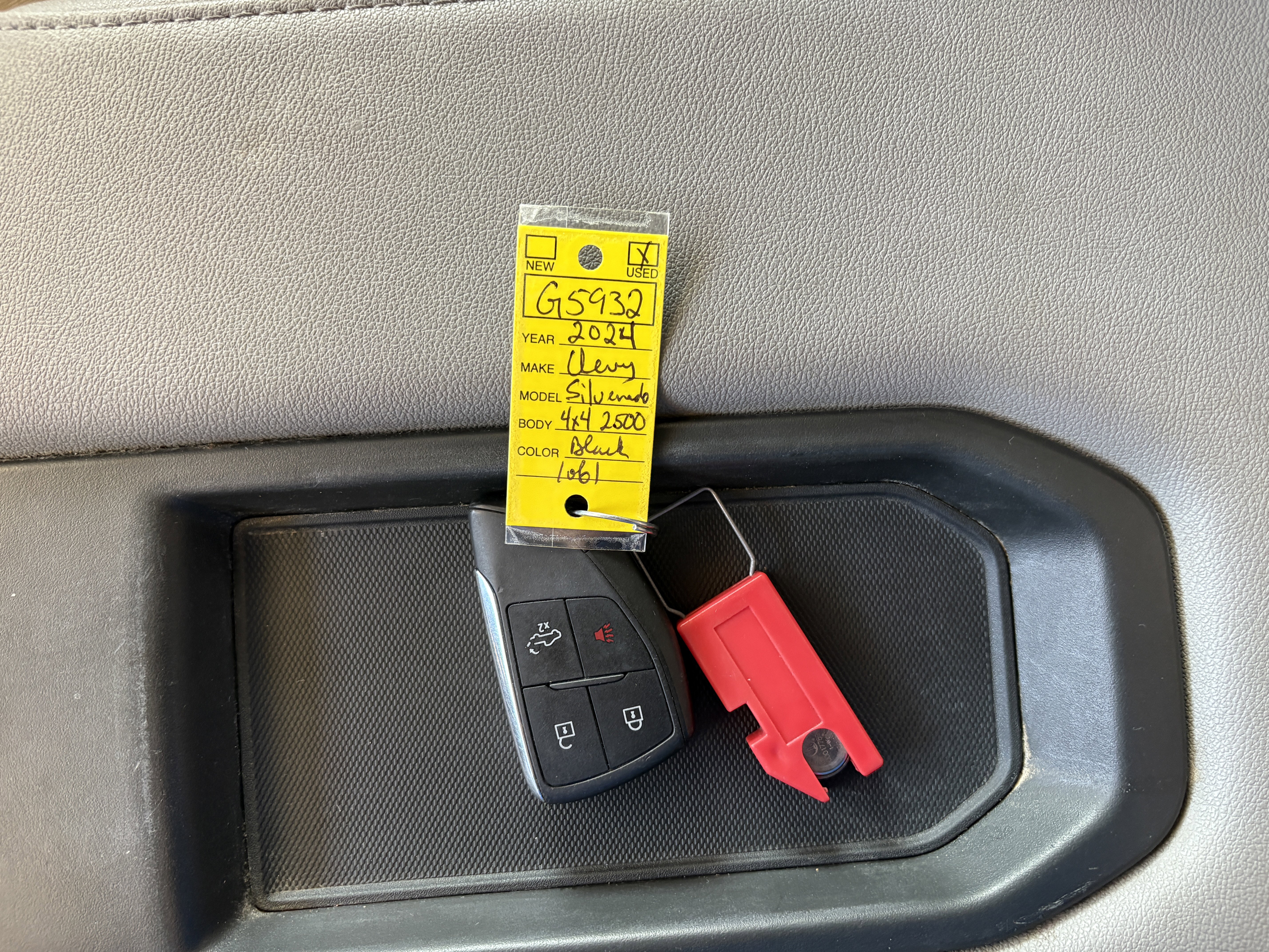 Used 2024 Chevrolet Silverado 2500 LT image 24