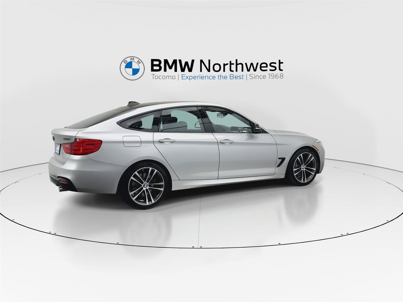 Used 2016 BMW 335i Gran Turismo xDrive AWD/4WD image 4