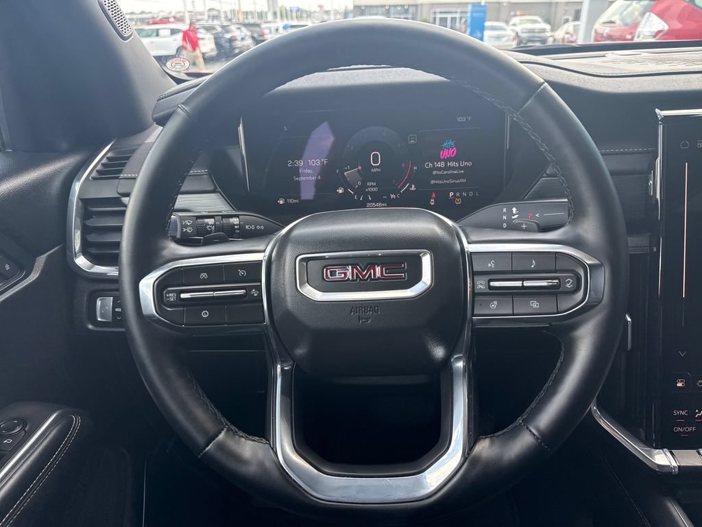 Used 2026 GMC Acadia Elevation w/ Elevation Premium Package FWD image 17