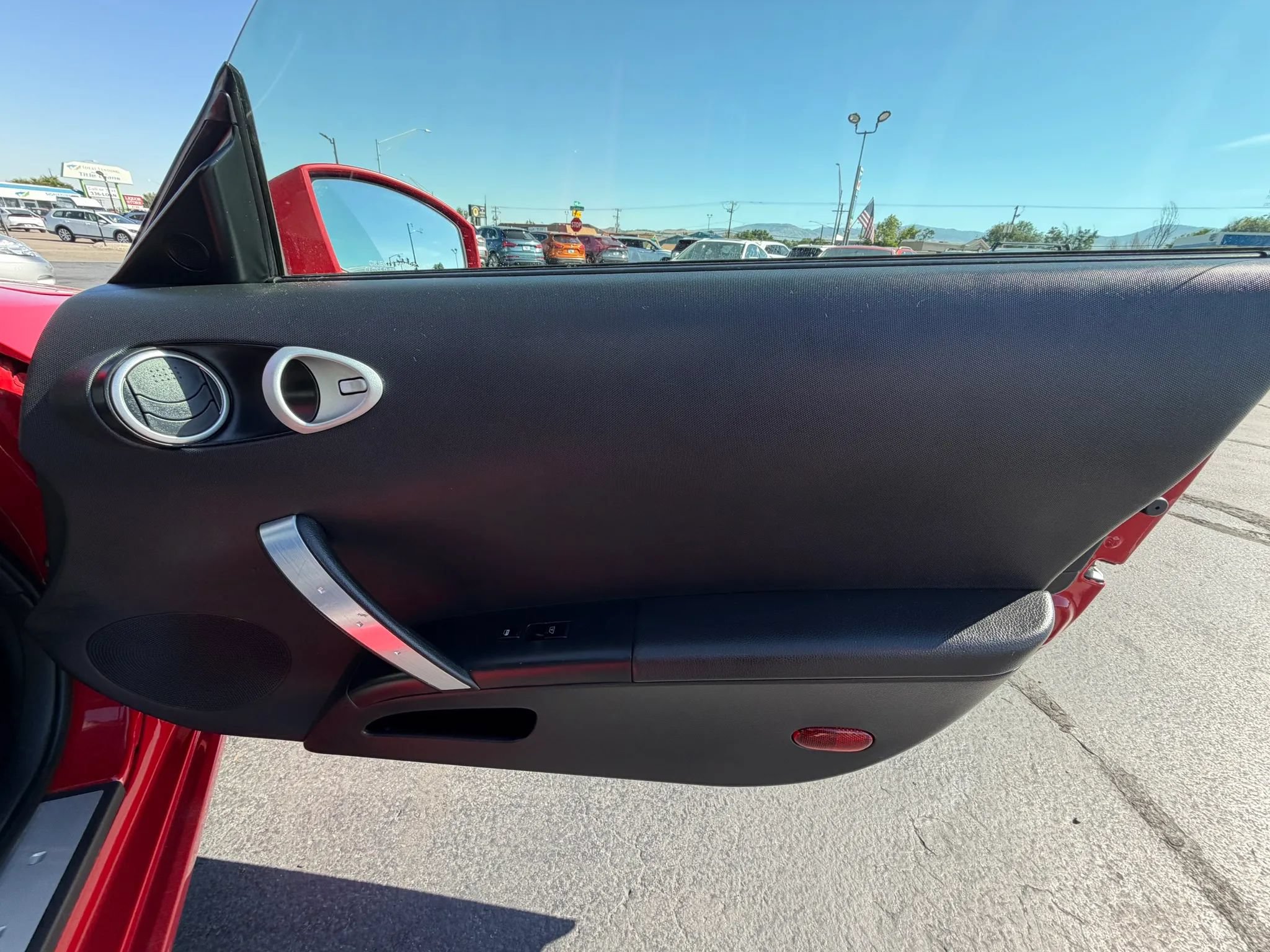 Used 2004 Nissan 350Z Touring RWD image 14