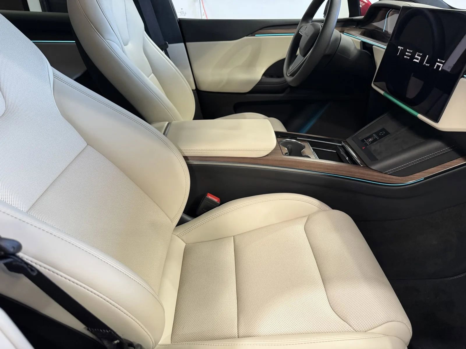 Used 2026 Tesla Model X AWD/4WD image 6