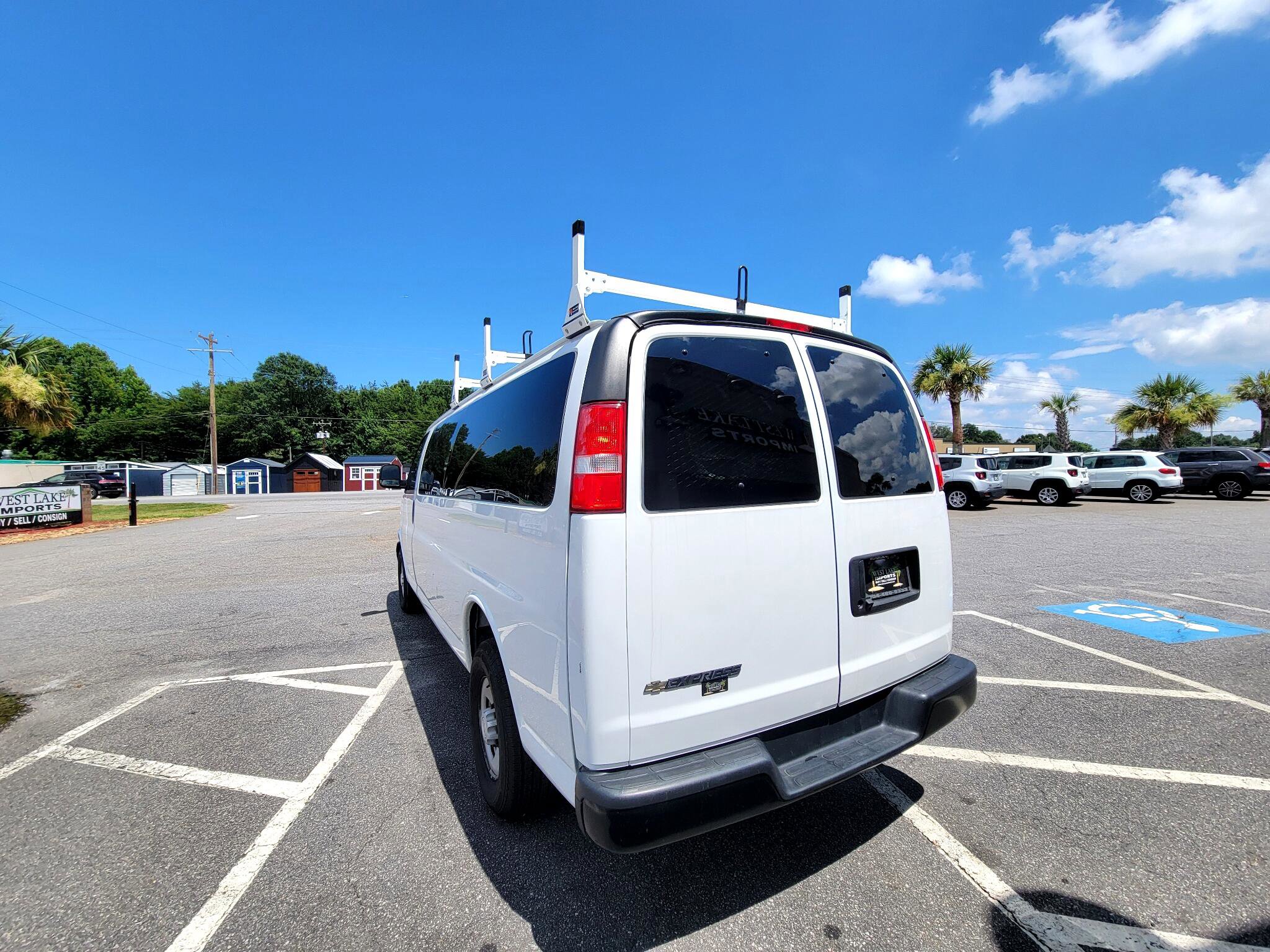 Used 2023 Chevrolet Express 3500 LS image 10