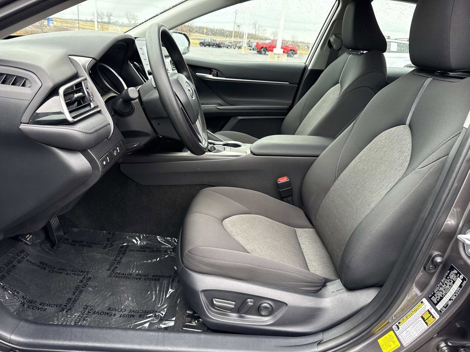 Used 2023 Toyota Camry LE image 22