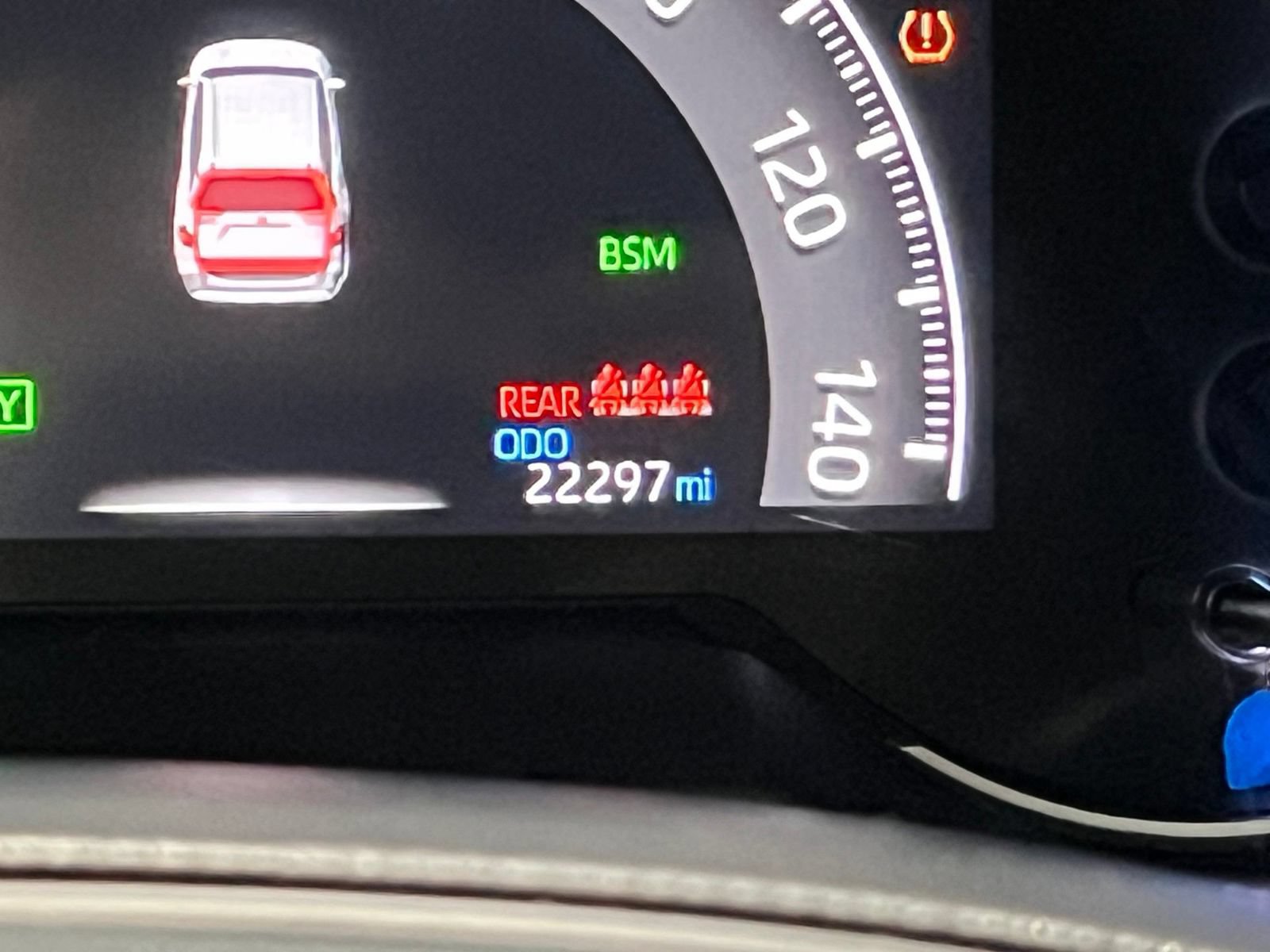 Used 2025 Toyota RAV4 LE AWD/4WD image 31