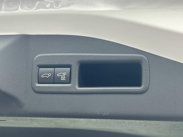 Used 2026 Toyota bZ AWD/4WD image 14