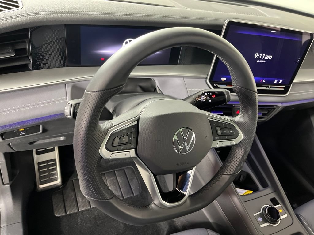 Used 2026 Volkswagen Tiguan SE R-Line AWD/4WD image 29