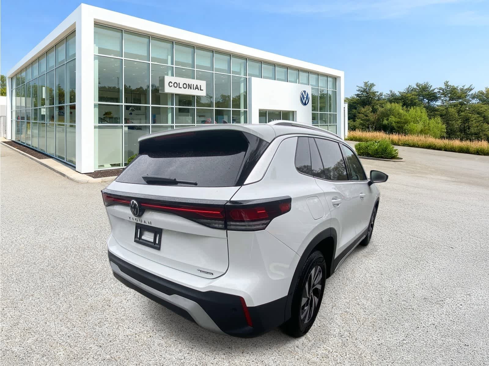 Certified 2025 Volkswagen Tiguan S AWD/4WD image 5