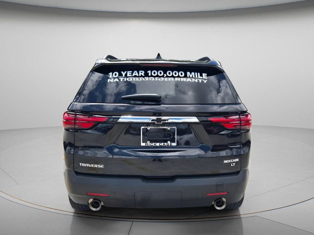 Used 2023 Chevrolet Traverse LT FWD image 6