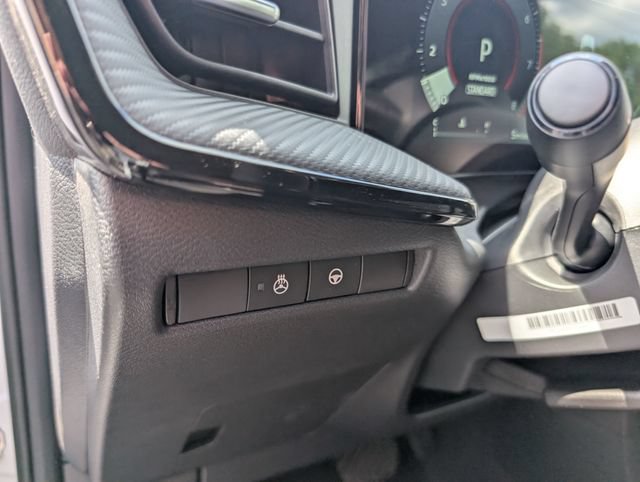 New 2026 Nissan Kicks SR w/ SR Premium Package AWD/4WD image 17