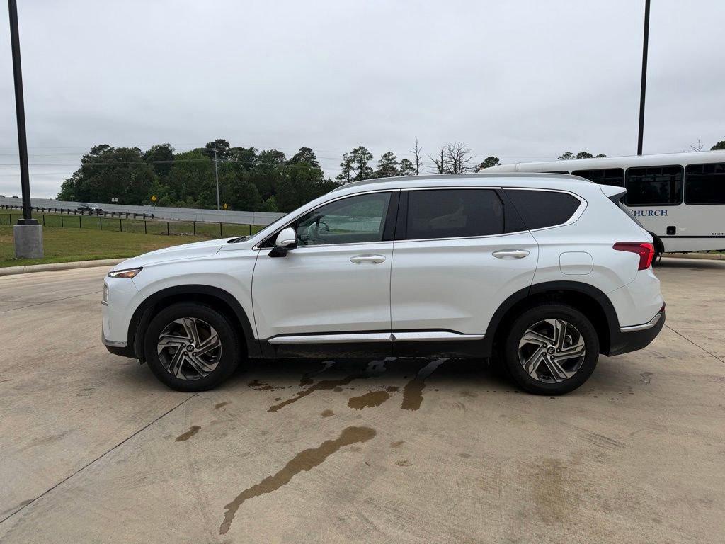 Used 2021 Hyundai Santa Fe SEL w/ Convenience + Premium Package FWD image 2