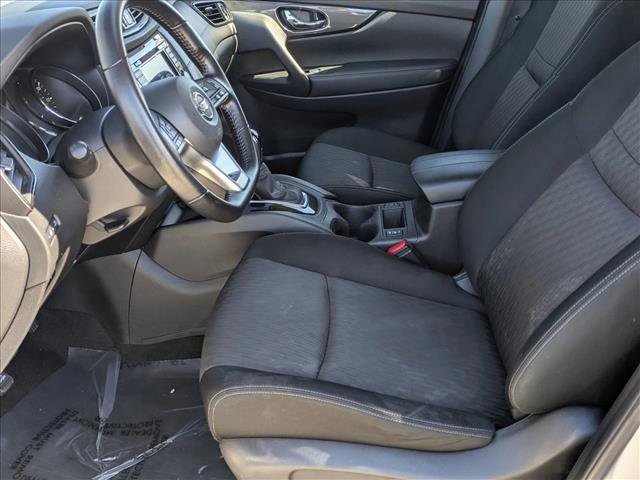 Used 2020 Nissan Rogue SV AWD/4WD image 15