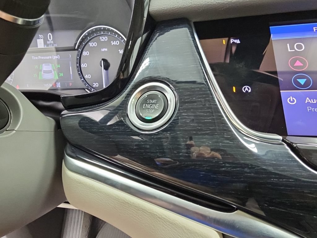 Used 2024 Cadillac XT6 Premium Luxury AWD/4WD image 26