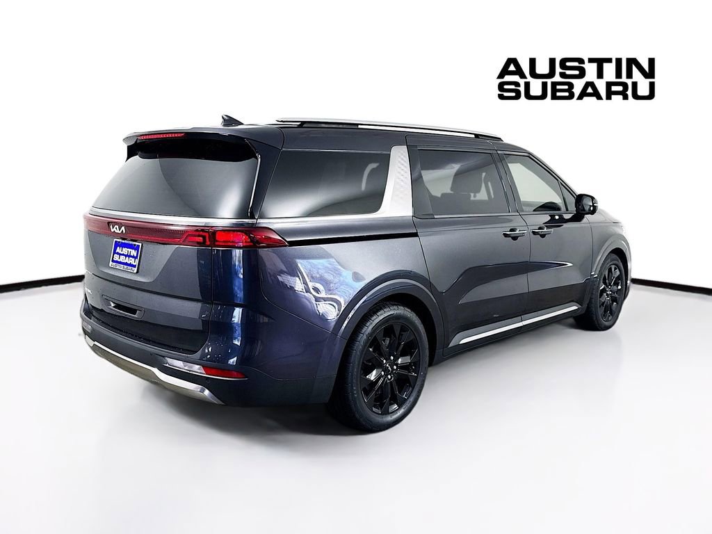 Used 2023 Kia Carnival SX image 7