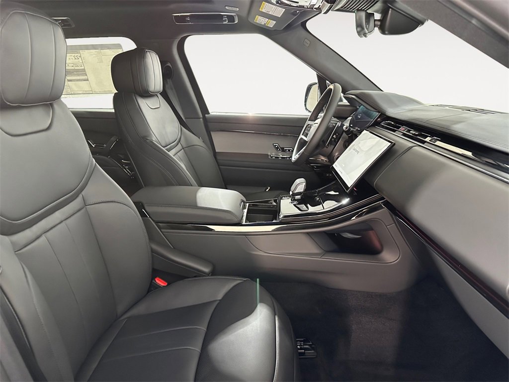 New 2026 Land Rover Range Rover Sport SE image 15