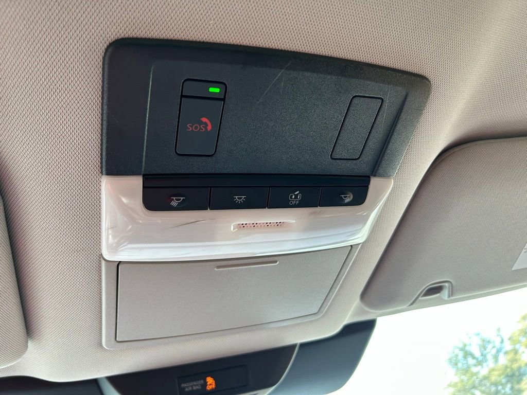 Used 2022 Nissan Pathfinder SL image 30