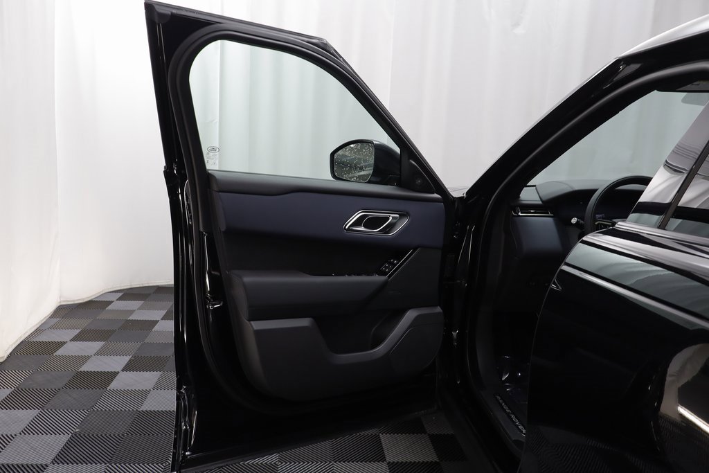 New 2026 Land Rover Range Rover Velar Dynamic SE image 5