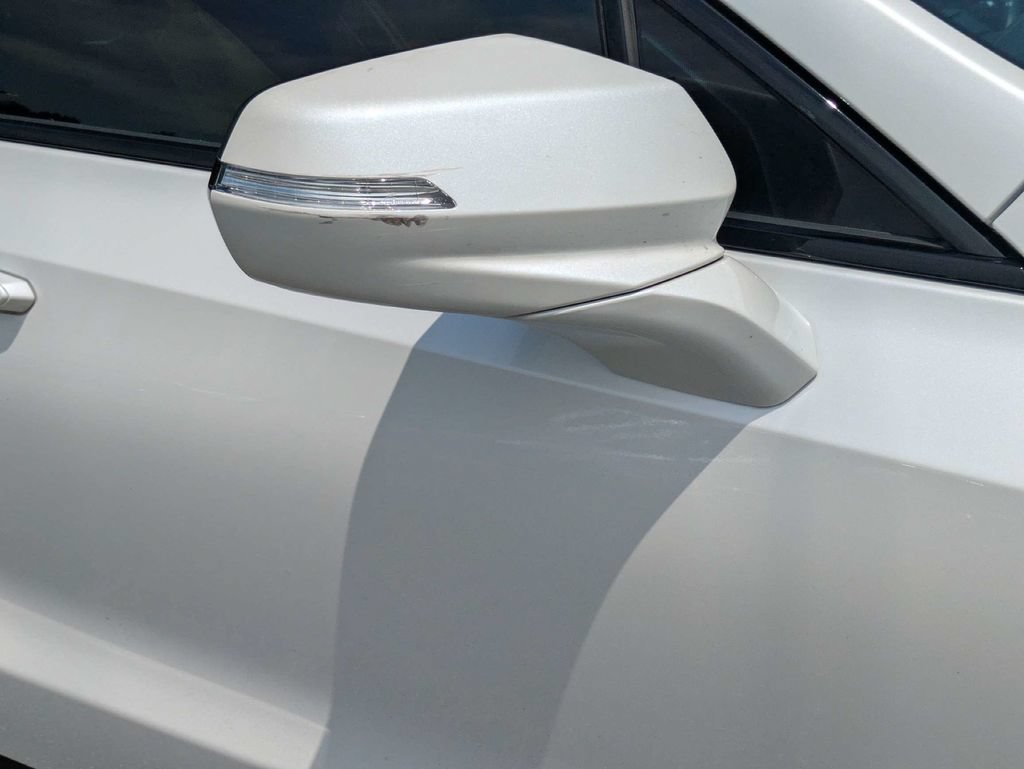 Used 2023 Cadillac XT4 Sport FWD image 12