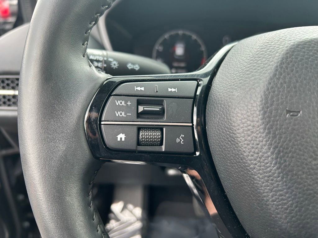 Used 2024 Honda HR-V EX-L image 24