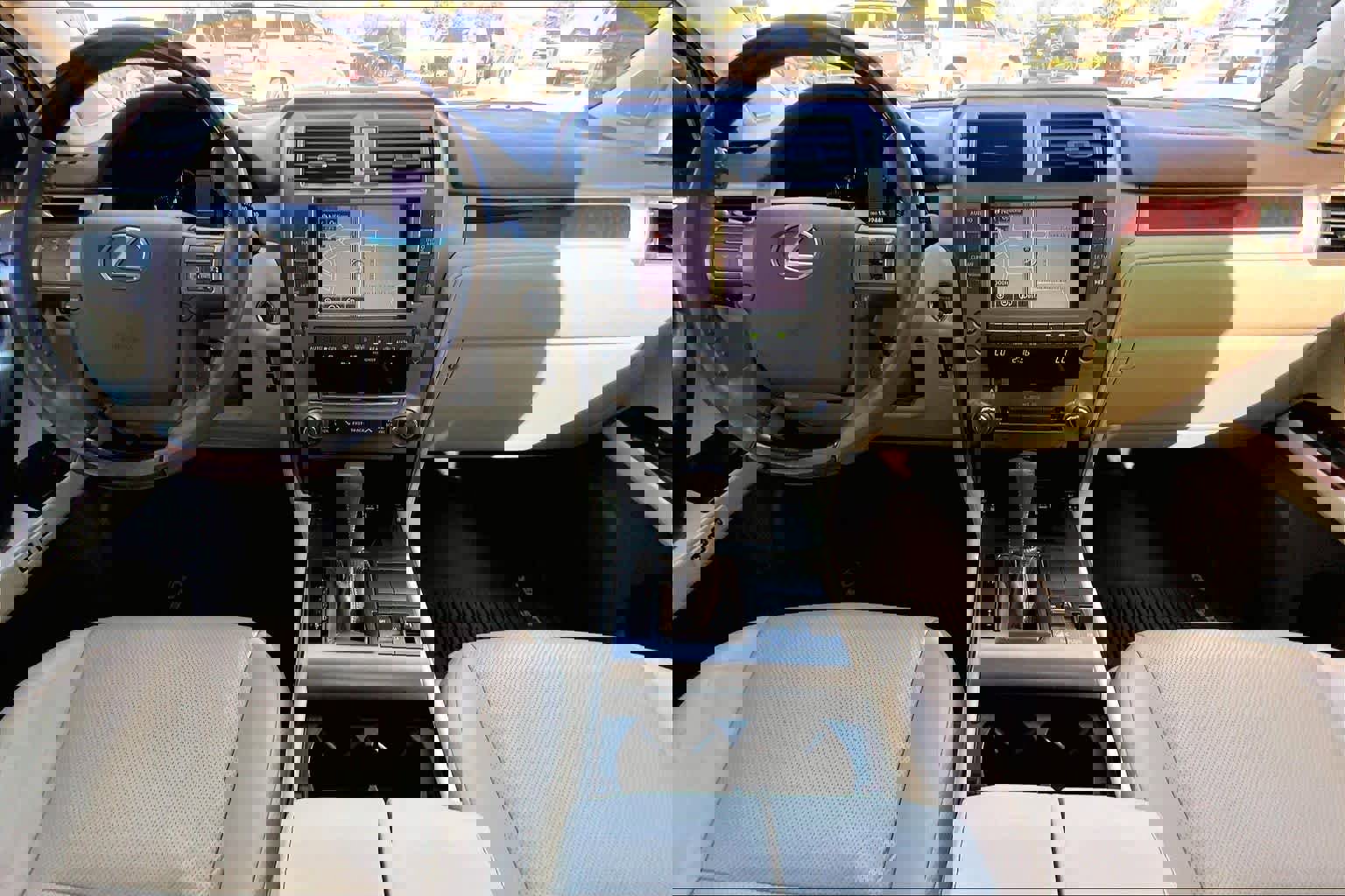 Used 2016 Lexus GX 460 image 16