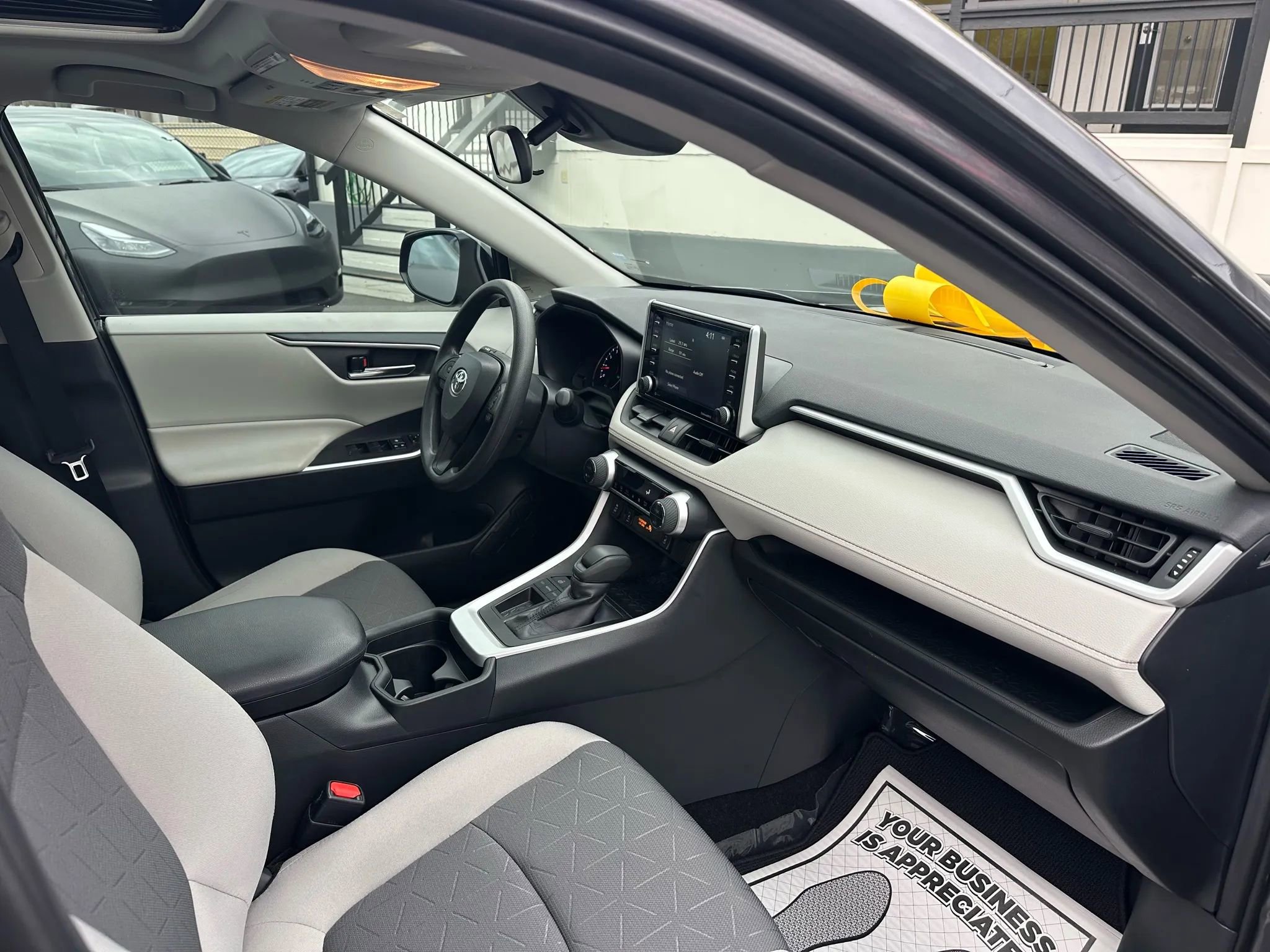 Used 2019 Toyota RAV4 XLE w/ Convenience Package image 13