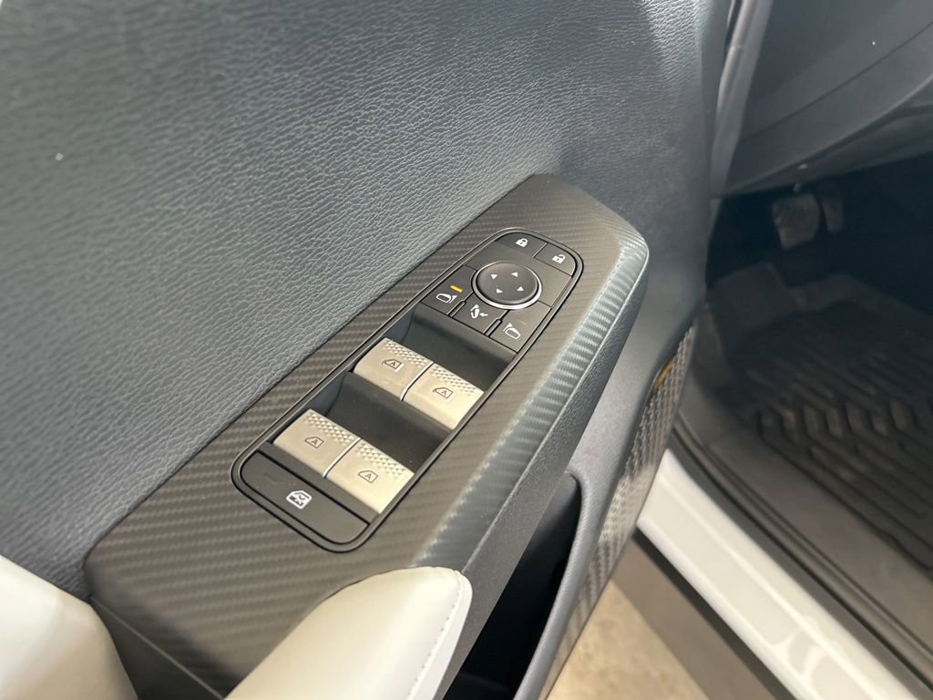 New 2026 Mitsubishi Outlander SE image 36