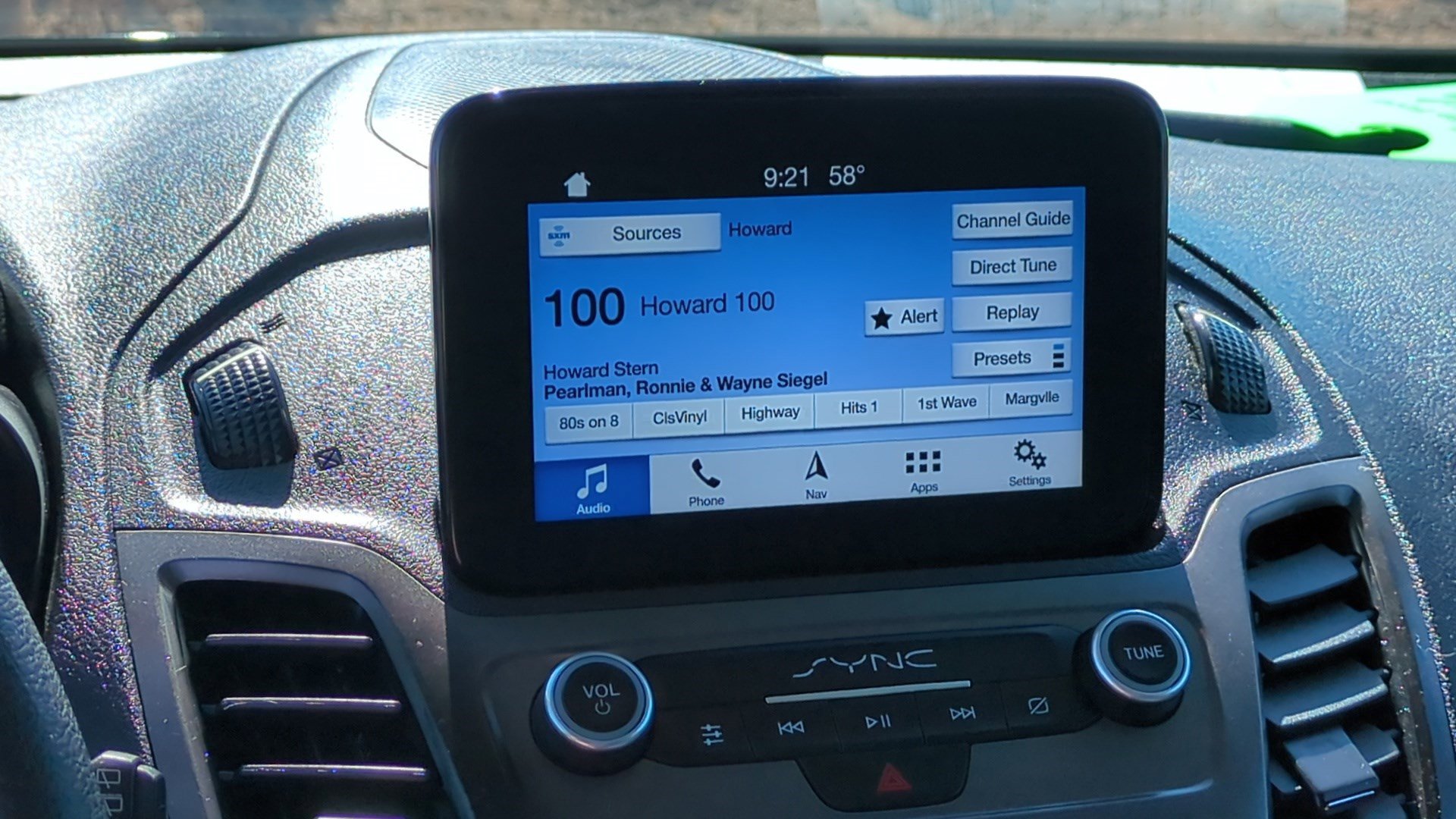 Used 2020 Ford Transit Connect XLT FWD image 24