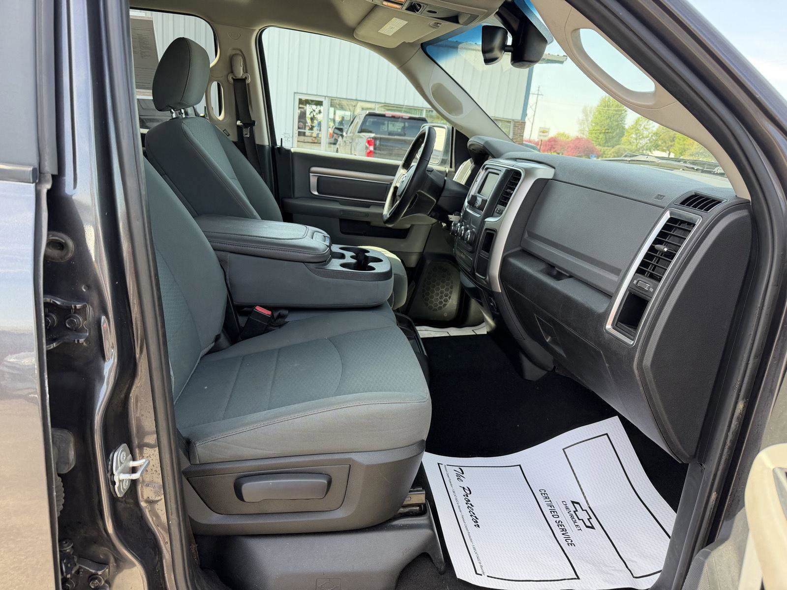 Used 2018 RAM 1500 Outdoorsman AWD/4WD image 19