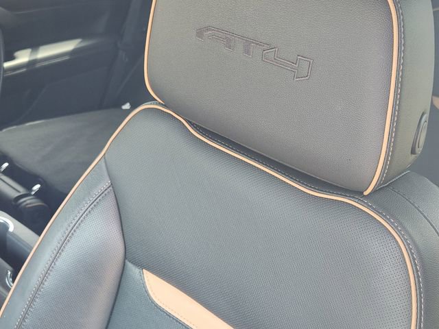 Used 2023 GMC Yukon AT4 AWD/4WD image 15