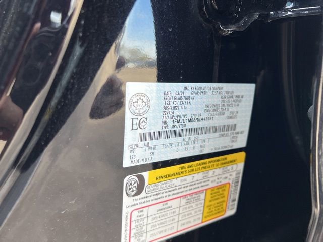 Used 2024 Ford Expedition Platinum AWD/4WD image 19